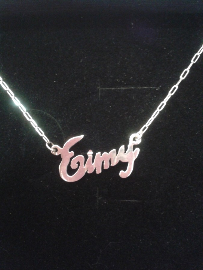 nombre colgante plata