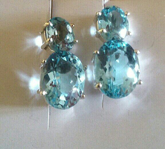 Pendientes azules